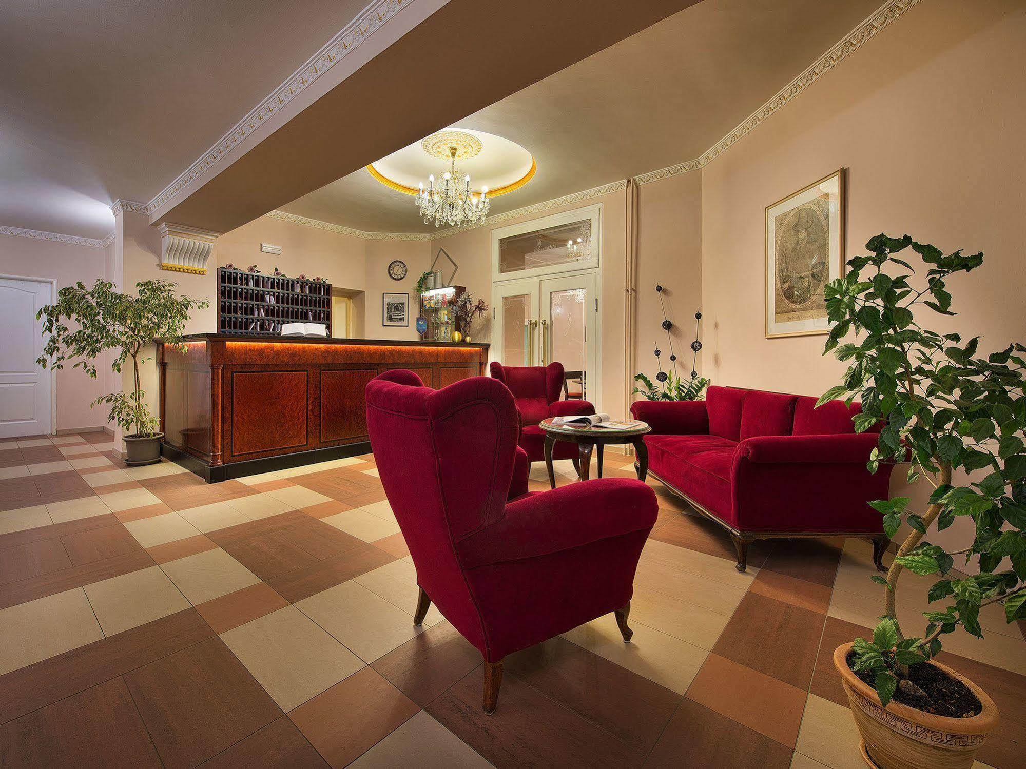 Ea Hotel Jessenius Карловы Вары Экстерьер фото